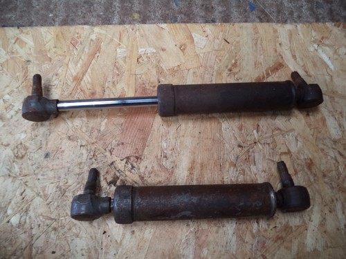 Power steering cylinder rams - power,