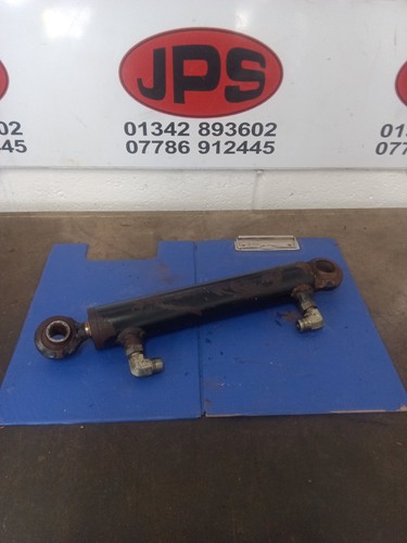 Hydraulic rear lift ram - rear,